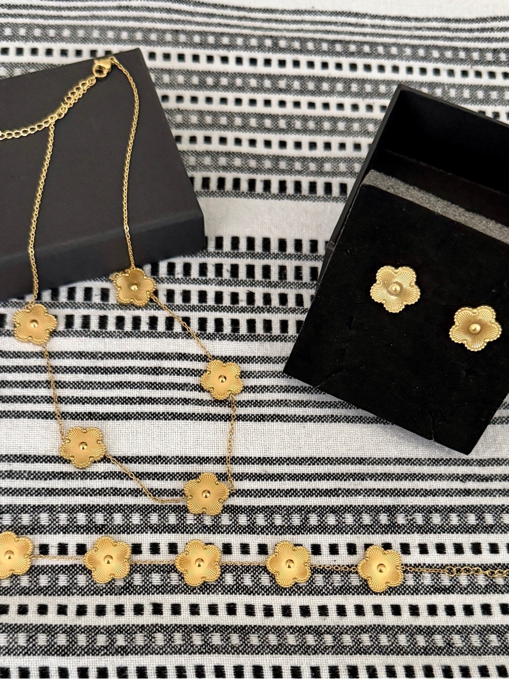 Gold Stainless Steel Five Leaf Flower Women’s Set